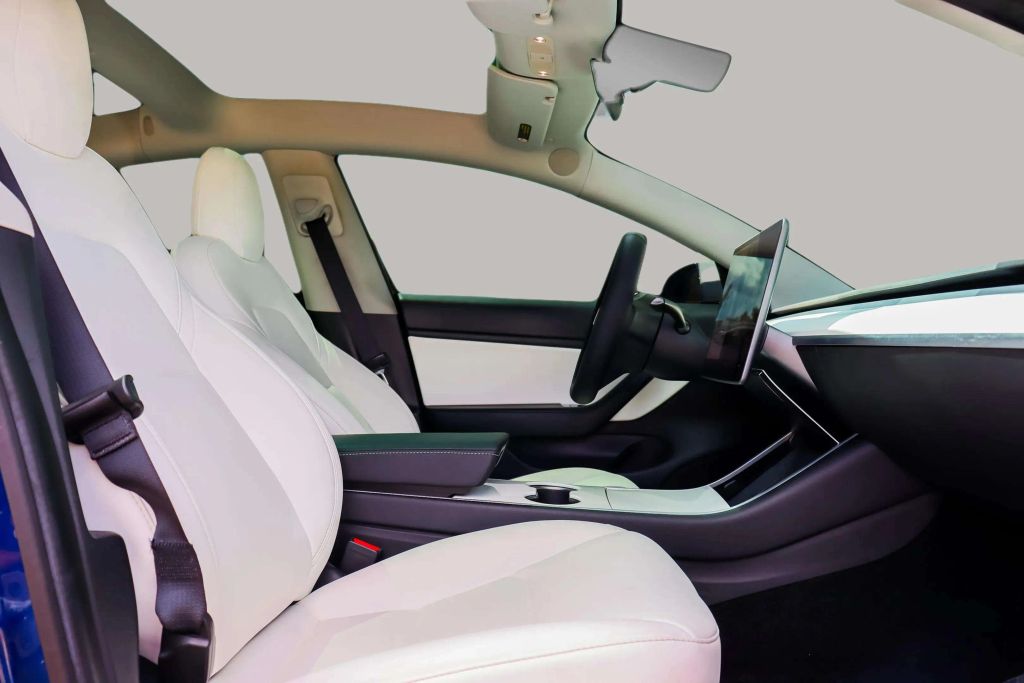 2020 TESLA MODEL 3 SEDAN AC ELECTRIC MOTOR STANDARD RANGE PLUS SEDAN 4D