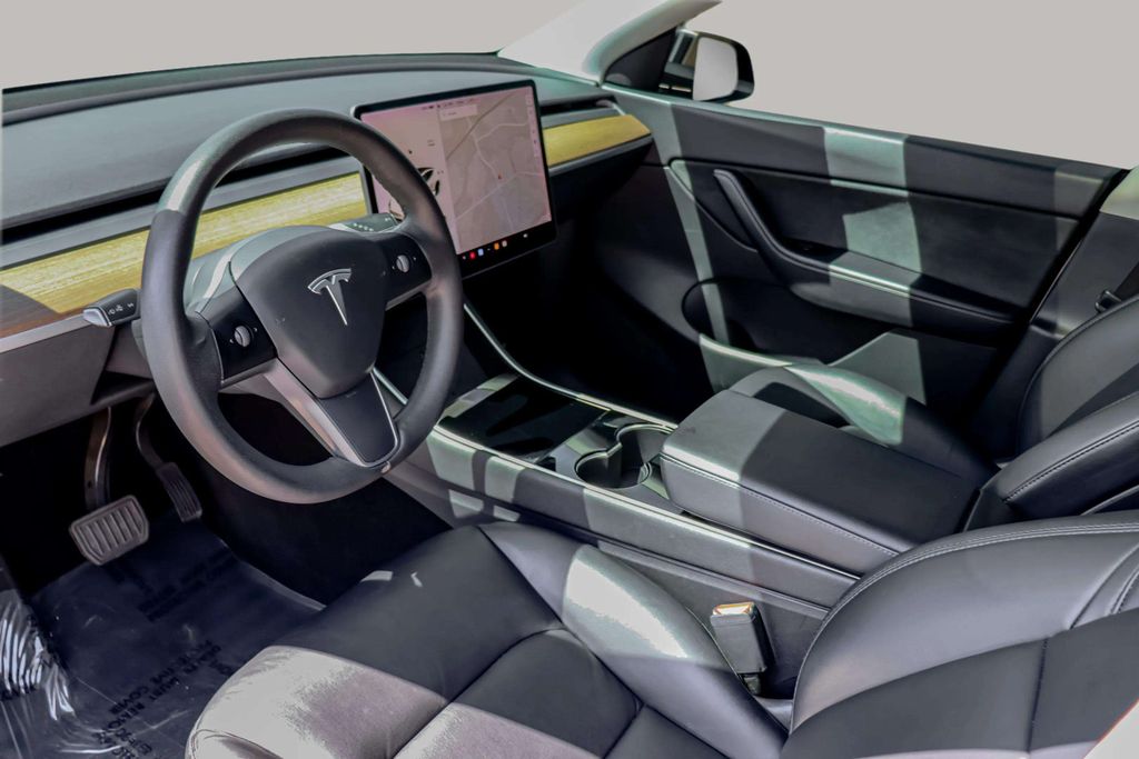 2021 TESLA MODEL Y SUV DUAL AC ELECTRIC MOTORS LONG RANGE SPORT UTILITY 4D
