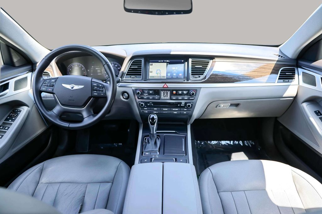 2016 HYUNDAI GENESIS SEDAN V6, 3.8 LITER 3.8 SEDAN 4D