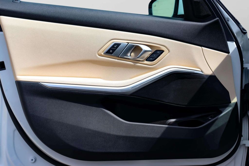 2021 BMW 3 SERIES SEDAN 4-CYL, TURBO, 2.0 LITER 330I XDRIVE SEDAN 4D