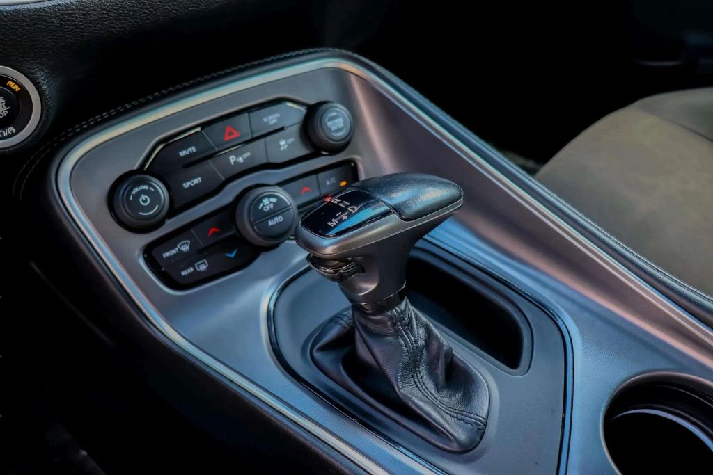 2021 DODGE CHALLENGER COUPE V6, 3.6 LITER GT COUPE 2D