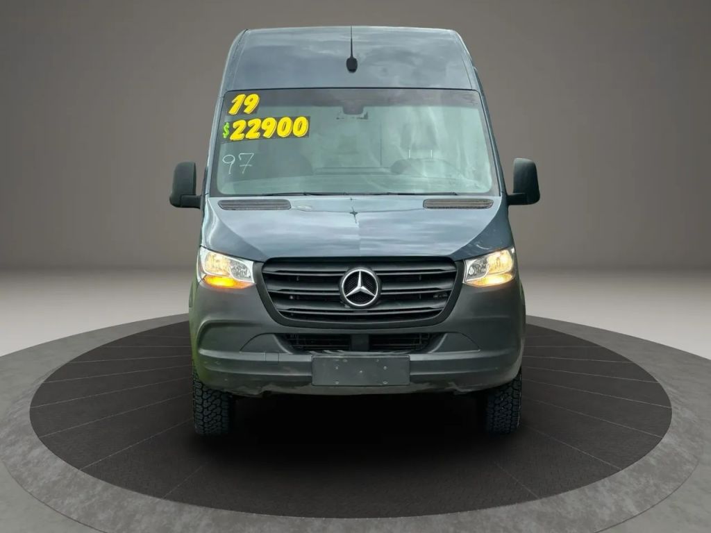 2019 Mercedes-benz Sprinter 2500 Cargo - Image 3 2019 Mercedes-benz Sprinter 2500 Cargo - Image 3