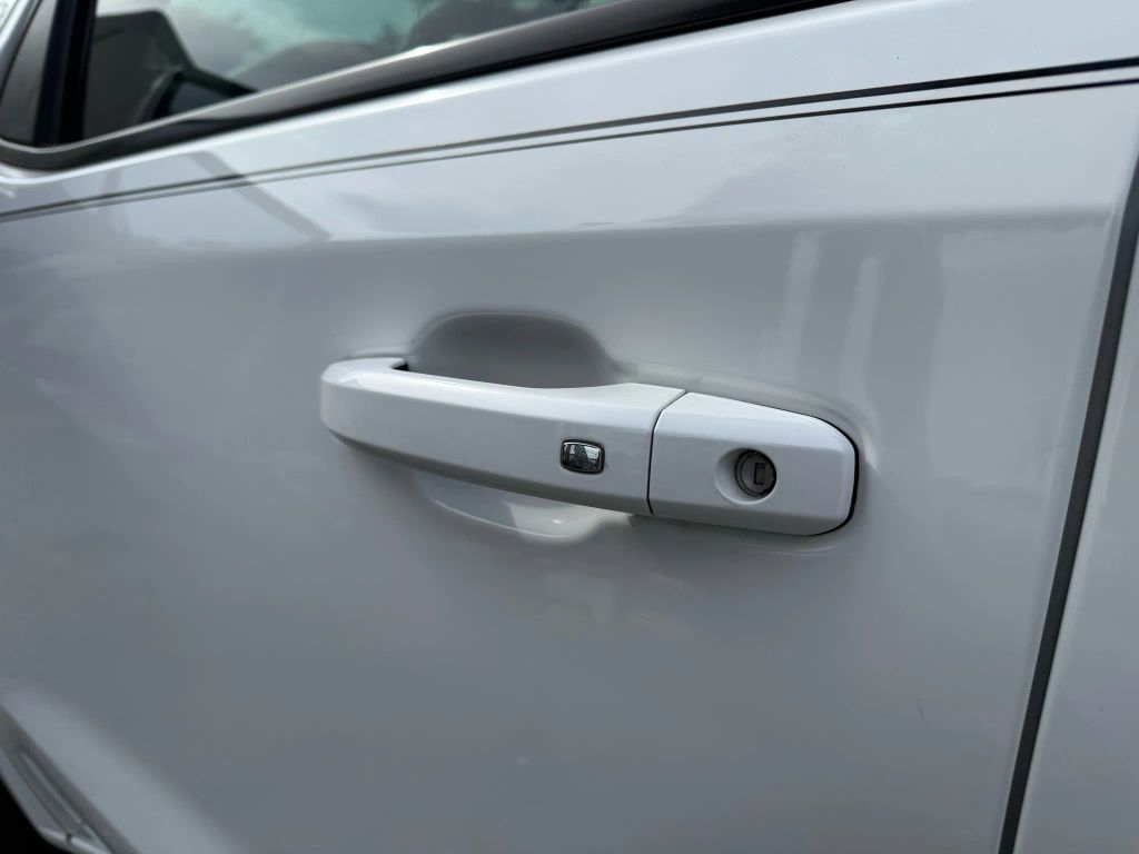 2021 Chevrolet Silverado 1500 Crew Cab - Image 21 2021 Chevrolet Silverado 1500 Crew Cab - Image 21