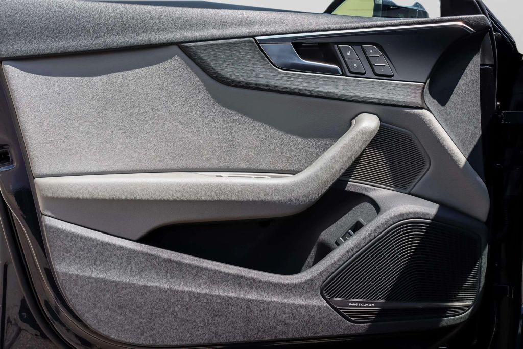 2018 AUDI A4 SEDAN 4-CYL, TURBO, 2.0 LITER PREMIUM PLUS SEDAN 4D