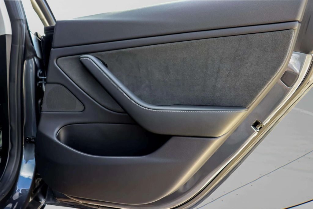 2019 TESLA MODEL 3 SEDAN AC ELECTRIC MOTOR LONG RANGE SEDAN 4D