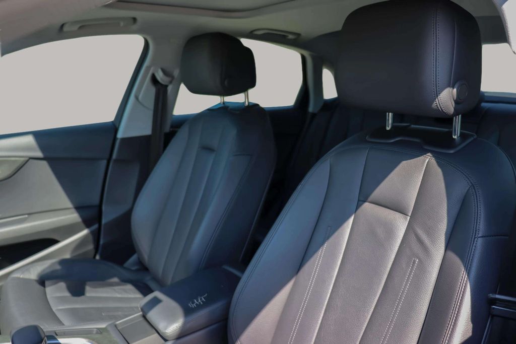 2019 AUDI A4 SEDAN 4-CYL, TURBO, 2.0 LITER PREMIUM SEDAN 4D