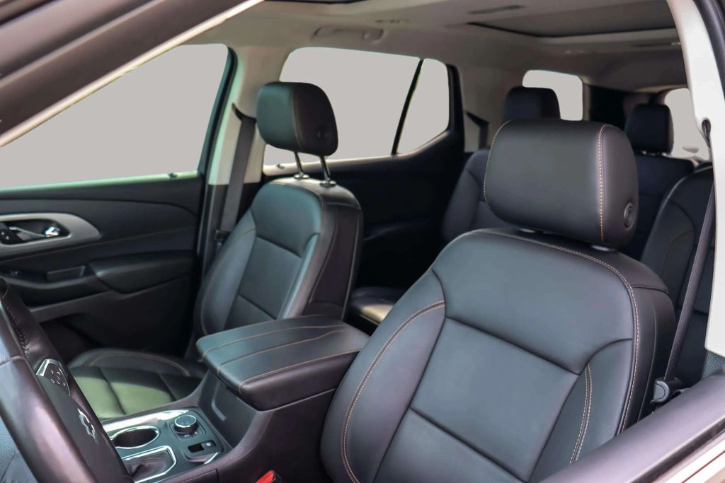 2021 CHEVROLET TRAVERSE SUV V6, 3.6 LITER RS SPORT UTILITY 4D