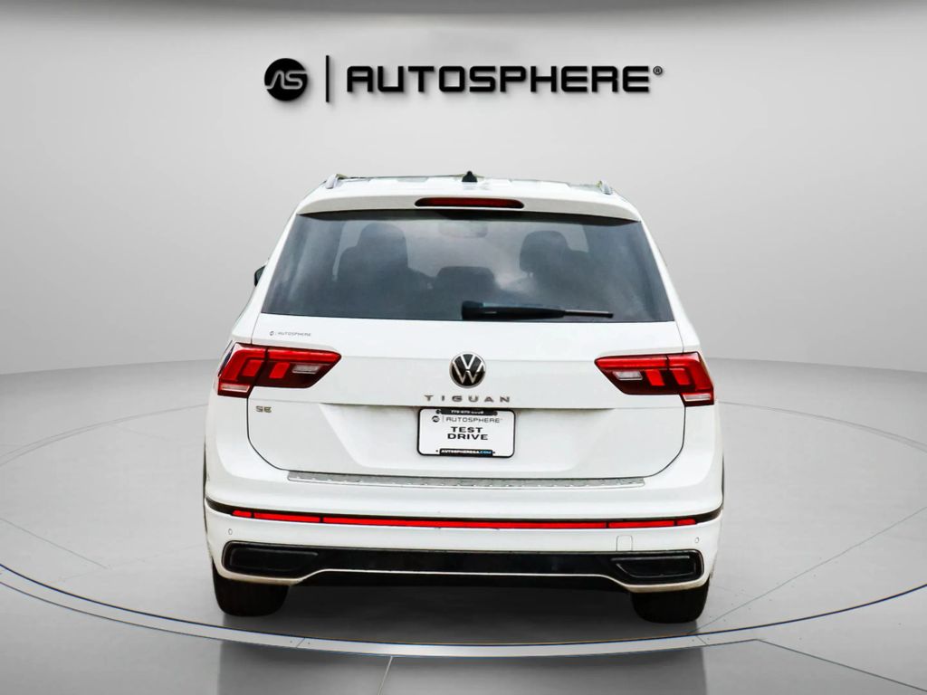 2022 VOLKSWAGEN TIGUAN SUV 4-CYL, TURBO, 2.0 LITER SE R-LINE BLACK SPORT UTILITY 4D