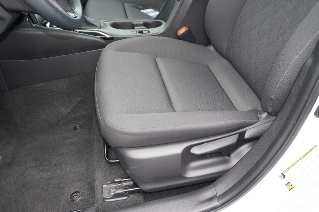 2024 TOYOTA COROLLA SEDAN 4-CYL, DYNAMIC-FORCE, 2.0 LITER LE SEDAN 4D