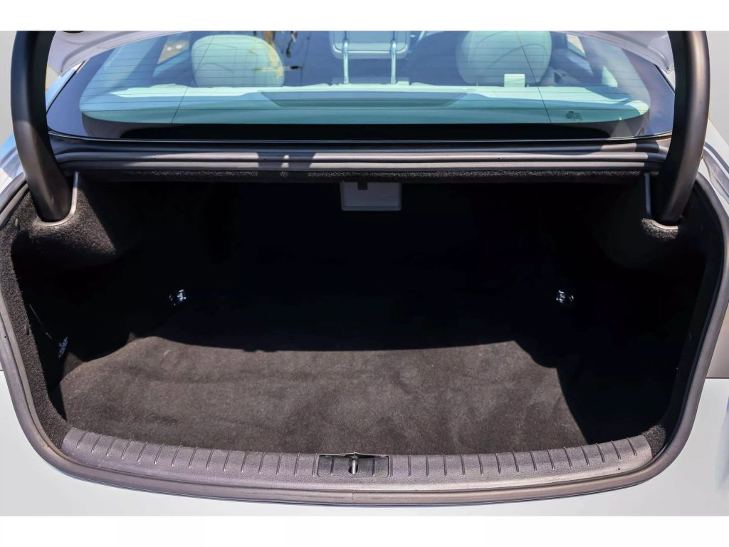 2016 HYUNDAI GENESIS SEDAN V6, 3.8 LITER 3.8 SEDAN 4D