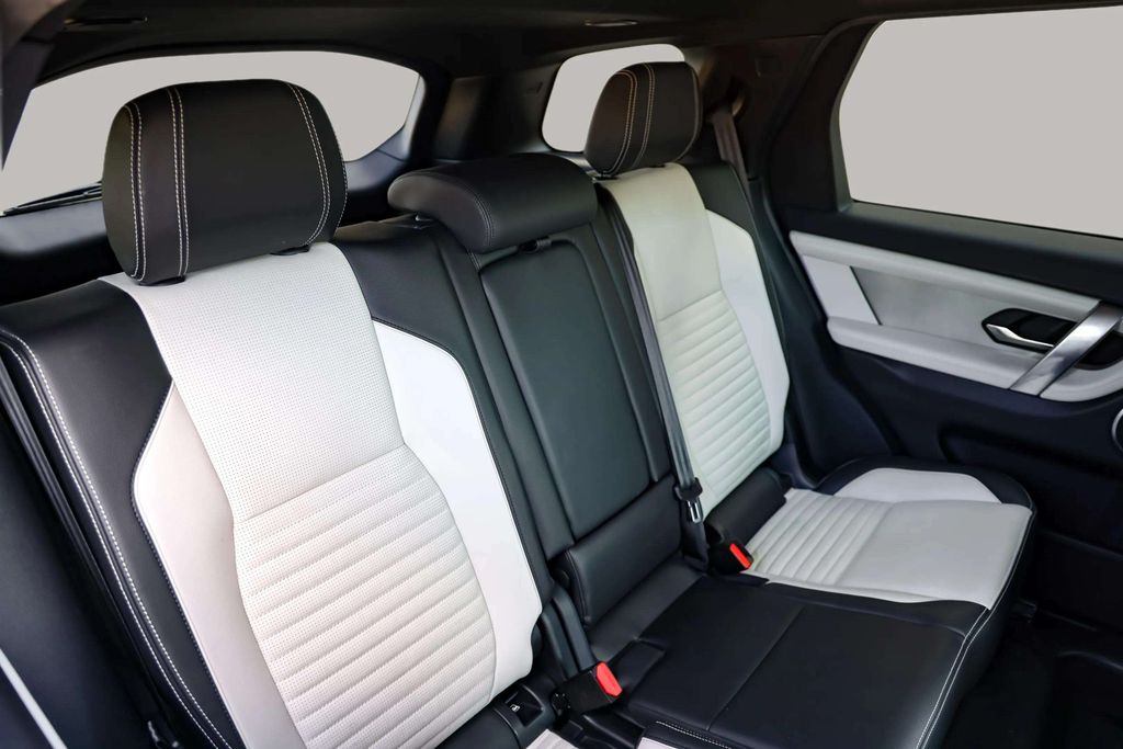 2023 LAND ROVER DISCOVERY SPORT SUV 4-CYL, TURBOCHARGED, 2.0 LITER S R-DYNAMIC SPORT UTILITY 4D
