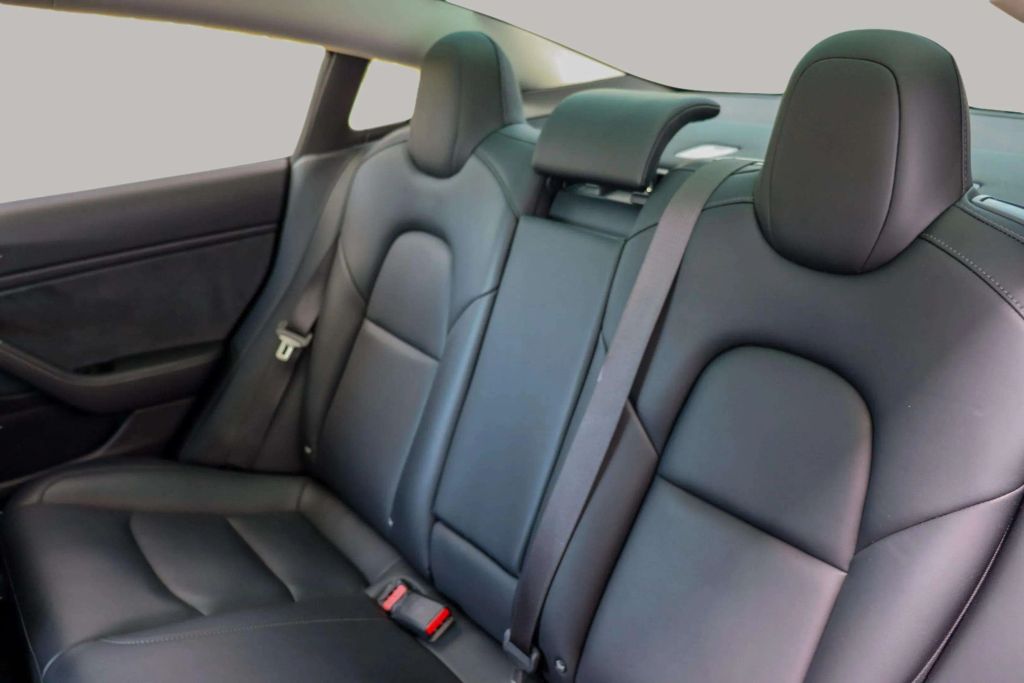 2018 TESLA MODEL 3 SEDAN AC ELECTRIC MOTOR LONG RANGE SEDAN 4D