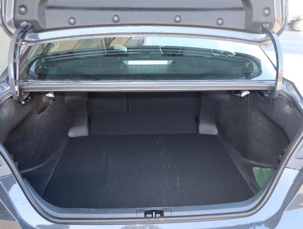 2025 TOYOTA CAMRY SEDAN 4-CYL, HYBRID, 2.5 LITER SE SEDAN 4D