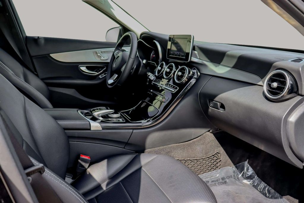 2016 MERCEDES-BENZ C-CLASS SEDAN 4-CYL, TURBO, 2.0 LITER C 300 4MATIC SEDAN 4D