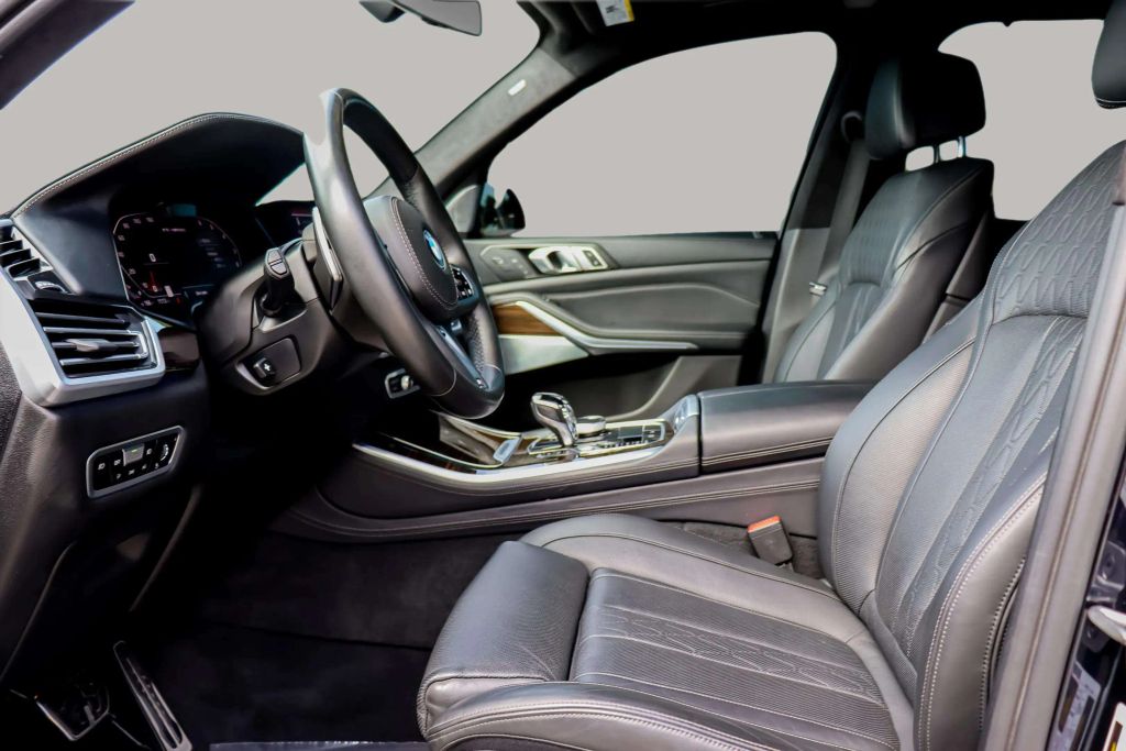2020 BMW X5 SUV V8, TWIN TURBO, 4.4 LITER M50I SPORT UTILITY 4D