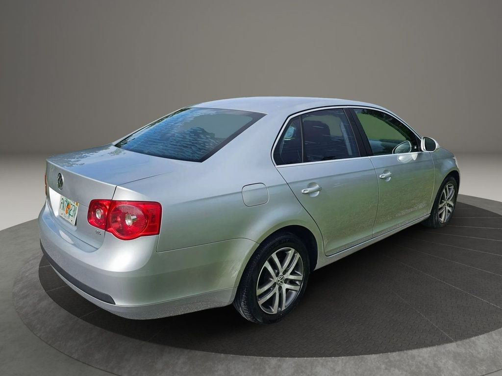 2005 Volkswagen Jetta (new) - Image 5 2005 Volkswagen Jetta (new) - Image 5
