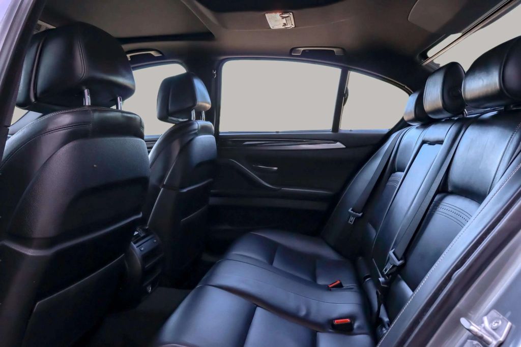 2016 BMW 5 SERIES SEDAN V8, TWIN TURBO, 4.4 LITER 550I SEDAN 4D