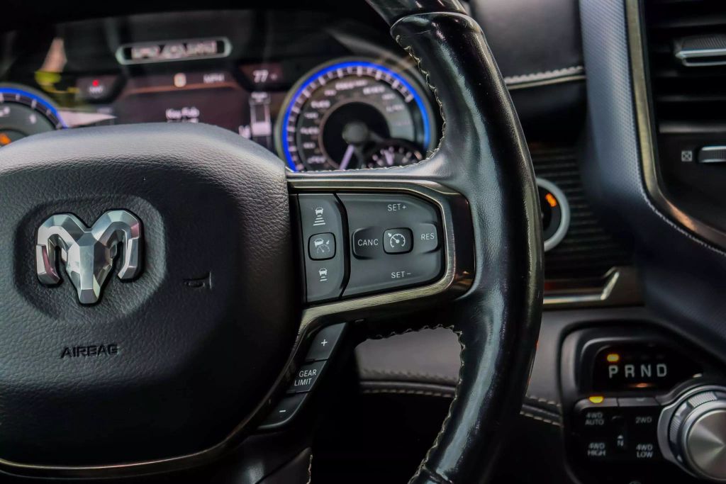 2020 RAM 1500 CREW CAB PICKUP V8, HEMI, ETORQUE, 5.7 LITER LIMITED PICKUP 4D 5 1/2 FT