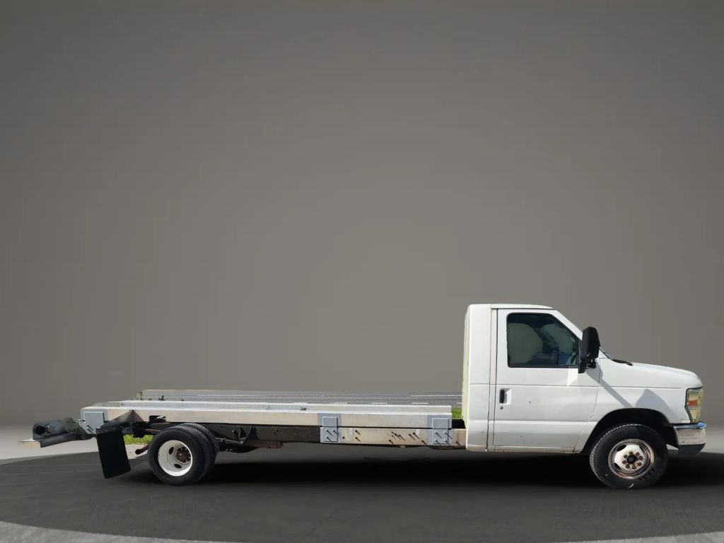 2011 Ford Commercial E450 - Image 9 2011 Ford Commercial E450 - Image 9