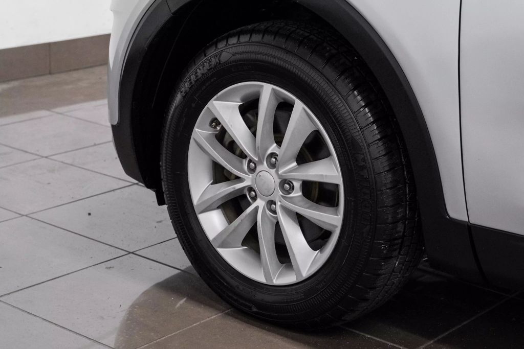 2018 KIA SORENTO SUV 4-CYL, GDI, 2.4 LITER L SPORT UTILITY 4D