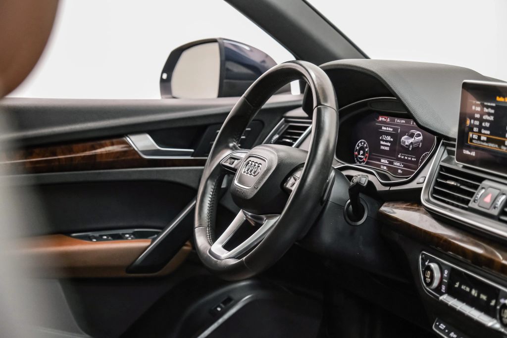 2018 AUDI Q5 SUV 4-CYL, TURBO, 2.0 LITER PREMIUM SPORT UTILITY 4D