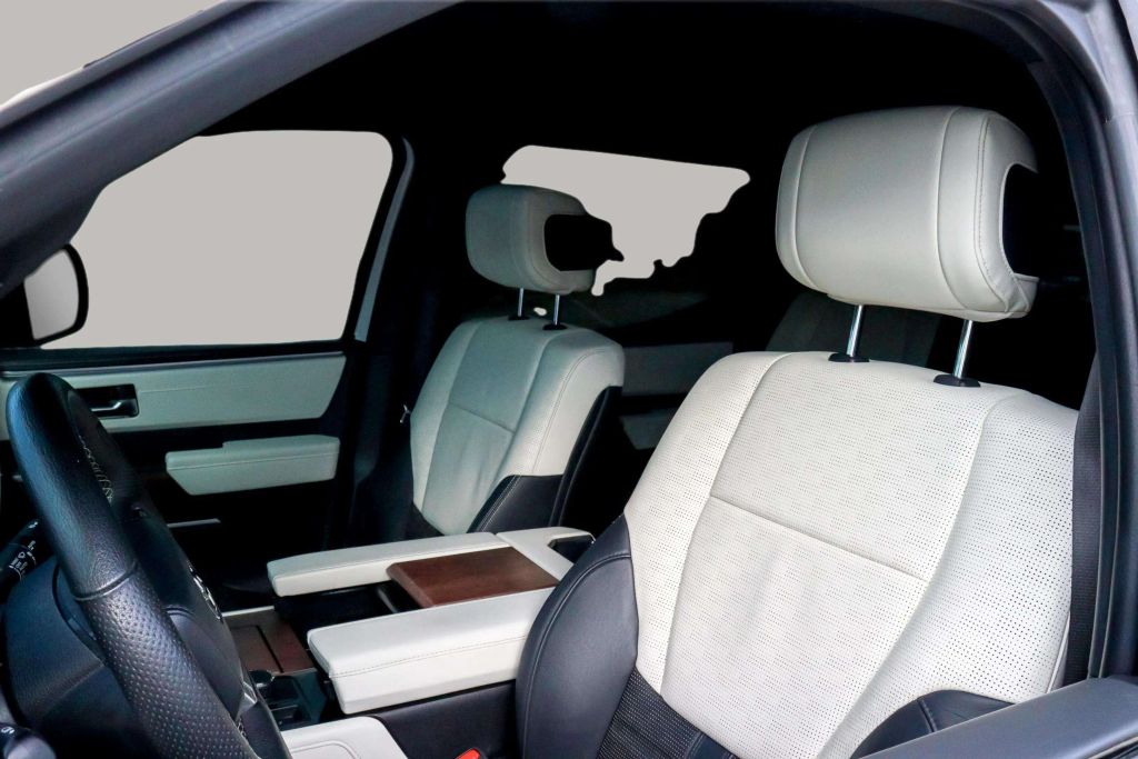 2022 TOYOTA TUNDRA HYBRID CREWMAX PICKUP V6, I-FORCE MAX, HYBRID, TWIN TURBO, 3.5 LITER CAPSTONE PICKUP 4D 5 1/2 FT