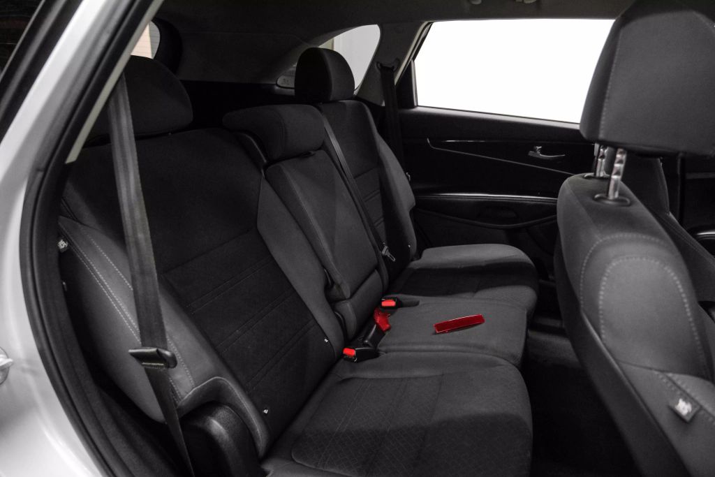 2018 KIA SORENTO SUV 4-CYL, GDI, 2.4 LITER L SPORT UTILITY 4D
