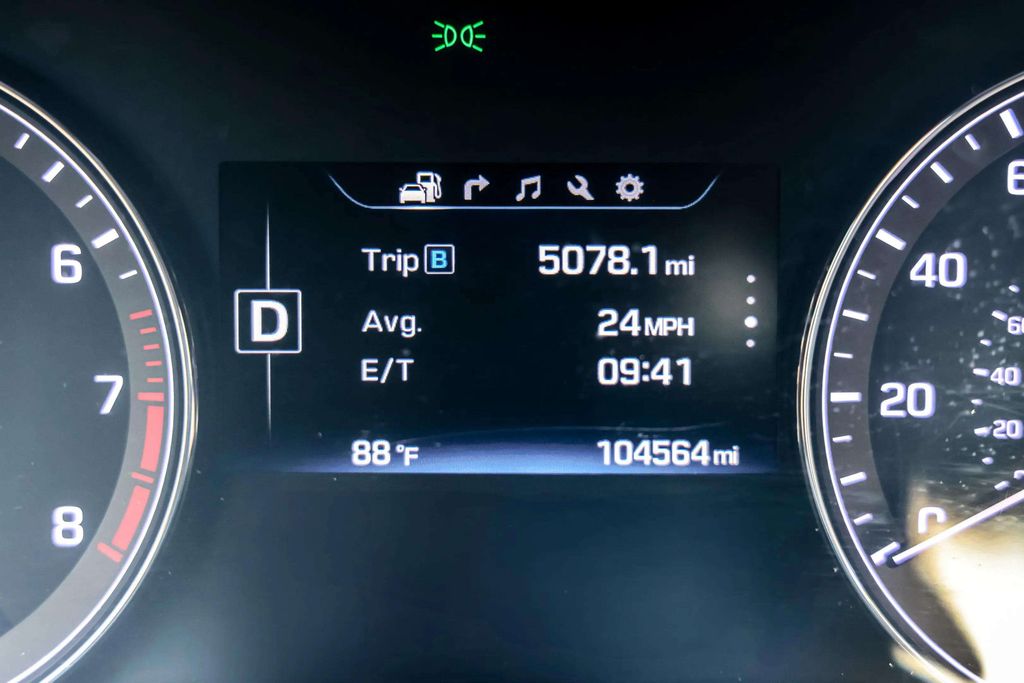 2016 HYUNDAI GENESIS SEDAN V6, 3.8 LITER 3.8 SEDAN 4D
