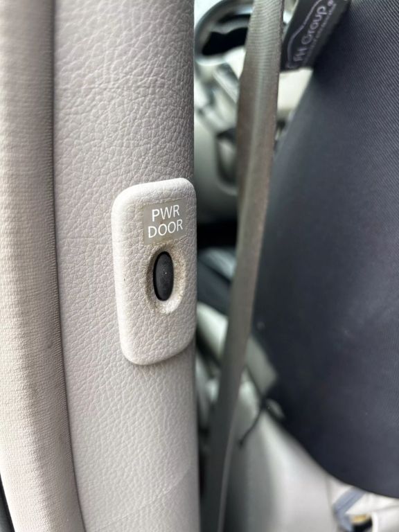 2013 NISSAN QUEST VAN V6, 3.5 LITER SV MINIVAN 4D