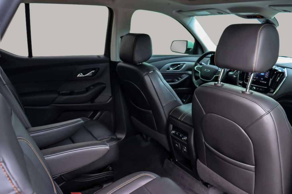 2021 CHEVROLET TRAVERSE SUV V6, 3.6 LITER RS SPORT UTILITY 4D