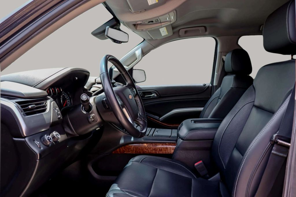 2018 CHEVROLET SUBURBAN SUV V8, ECOTEC3, 5.3 LITER PREMIER SPORT UTILITY 4D