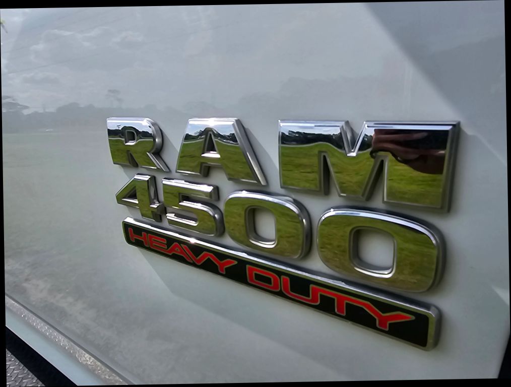 2014 Ram 4500 Crew Cab & Chassis - Image 13