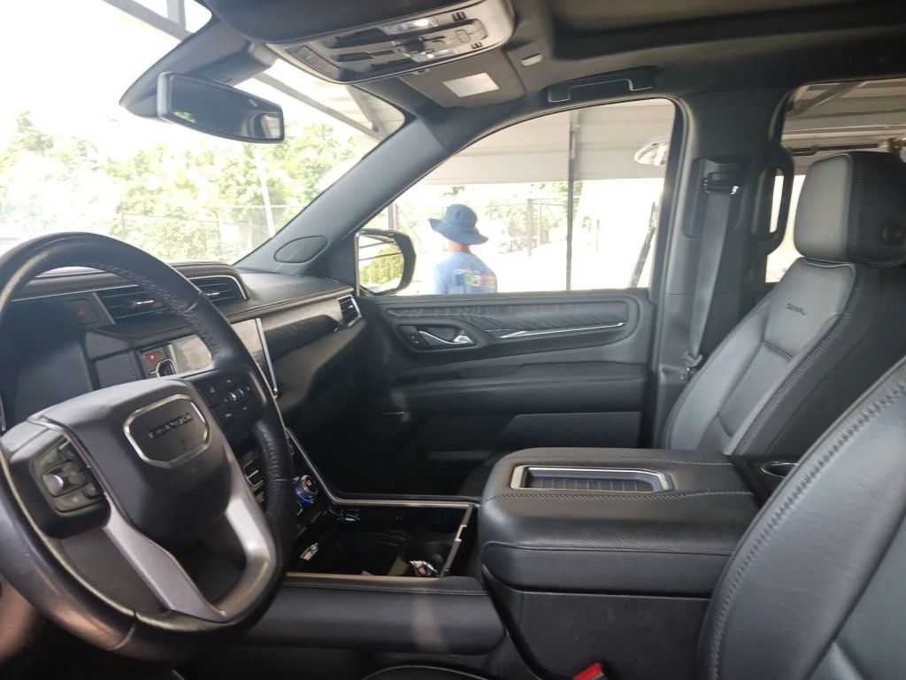 2021 GMC YUKON SUV V8, ECOTEC3, 6.2 LITER DENALI SPORT UTILITY 4D