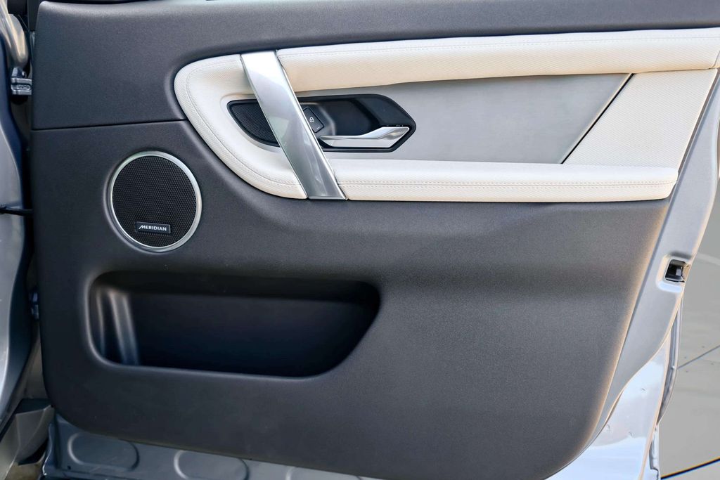 2023 LAND ROVER DISCOVERY SPORT SUV 4-CYL, TURBOCHARGED, 2.0 LITER S R-DYNAMIC SPORT UTILITY 4D