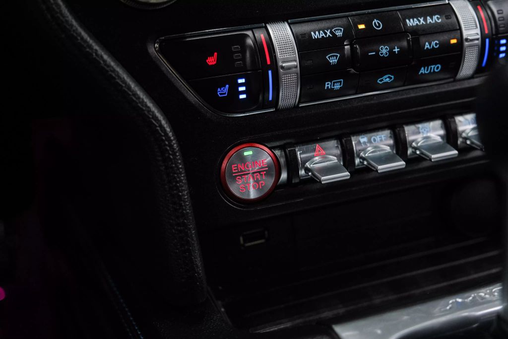 2019 FORD MUSTANG COUPE 4-CYL, TURBO, ECOBOOST, 2.3 LITER ECOBOOST PREMIUM COUPE 2D