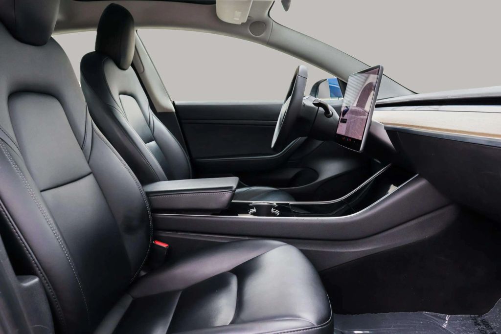 2020 TESLA MODEL 3 SEDAN AC ELECTRIC MOTOR STANDARD RANGE PLUS SEDAN 4D