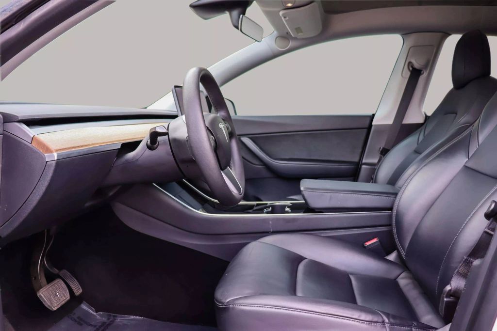 2021 TESLA MODEL Y SUV DUAL AC ELECTRIC MOTORS LONG RANGE SPORT UTILITY 4D