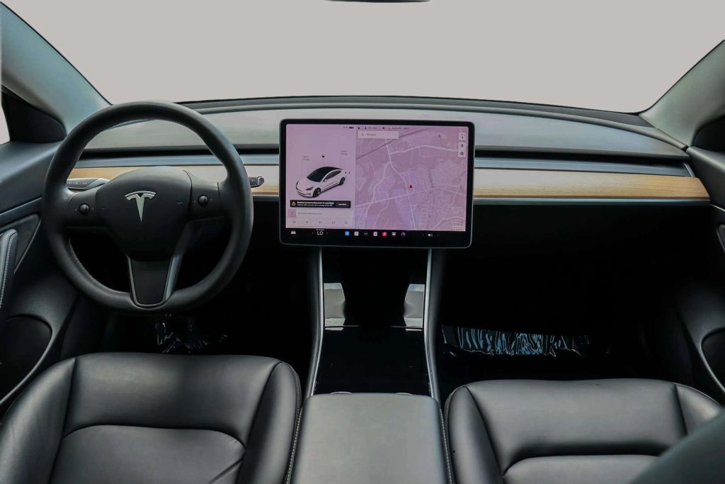 2020 TESLA MODEL 3 SEDAN AC ELECTRIC MOTOR STANDARD RANGE PLUS SEDAN 4D