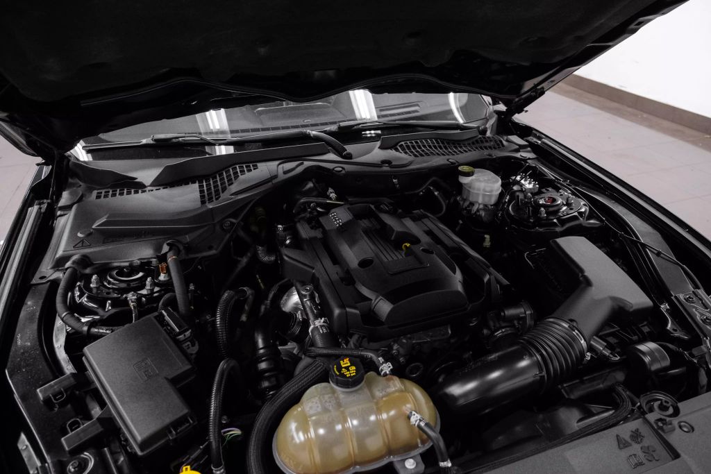 2019 FORD MUSTANG COUPE 4-CYL, TURBO, ECOBOOST, 2.3 LITER ECOBOOST PREMIUM COUPE 2D