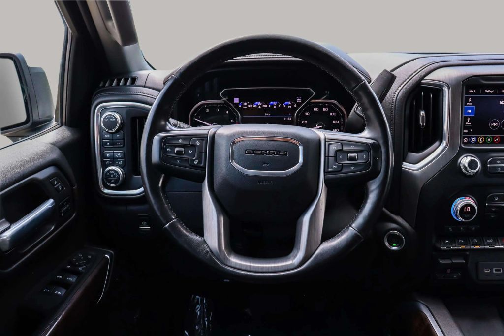 2020 GMC SIERRA 1500 CREW CAB PICKUP 6-CYL, TURBO DIESEL, 3.0 LITER DENALI PICKUP 4D 5 3/4 FT