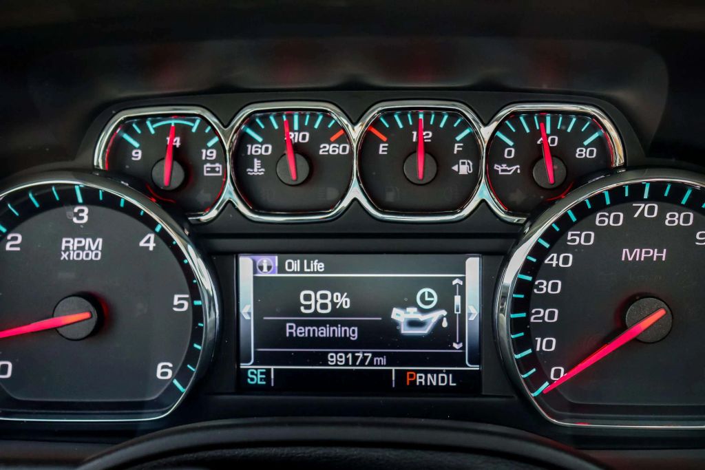 2018 CHEVROLET SUBURBAN SUV V8, ECOTEC3, 5.3 LITER PREMIER SPORT UTILITY 4D