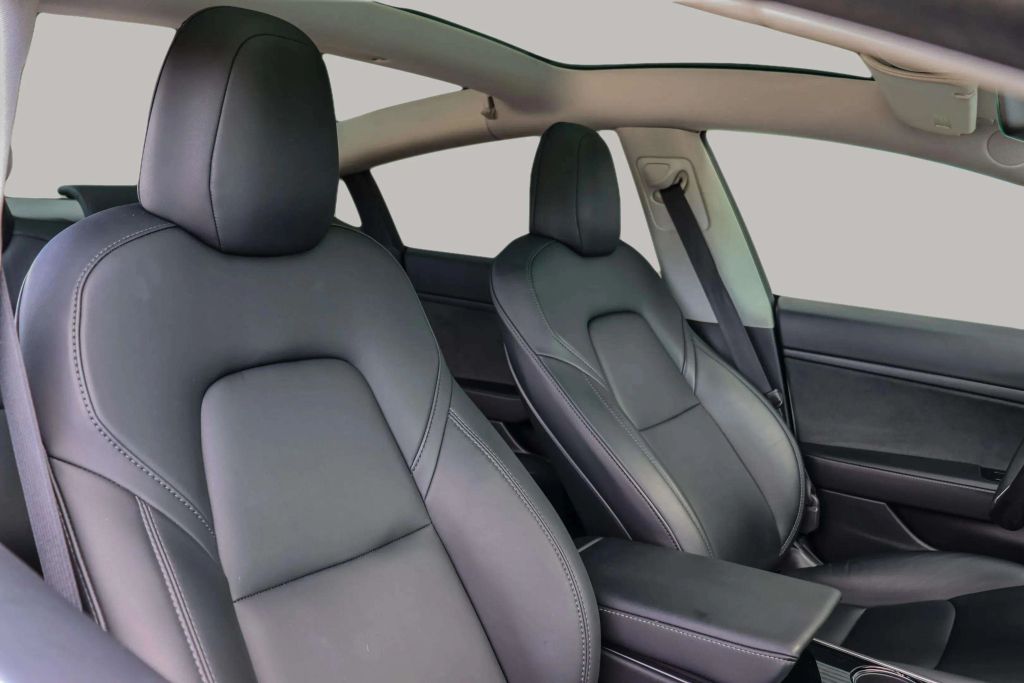 2020 TESLA MODEL 3 SEDAN AC ELECTRIC MOTOR STANDARD RANGE PLUS SEDAN 4D