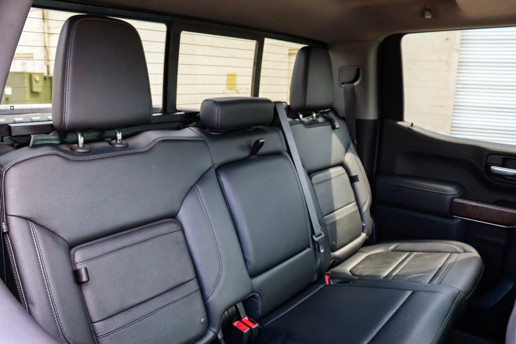 2020 GMC SIERRA 1500 CREW CAB PICKUP 6-CYL, TURBO DIESEL, 3.0 LITER DENALI PICKUP 4D 5 3/4 FT