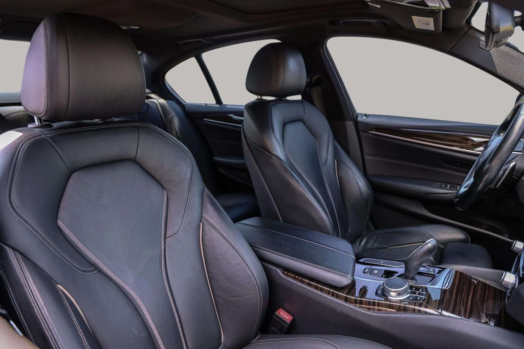2018 BMW 5 SERIES SEDAN 4-CYL, TWIN TURBO, 2.0 LITER 530I SEDAN 4D