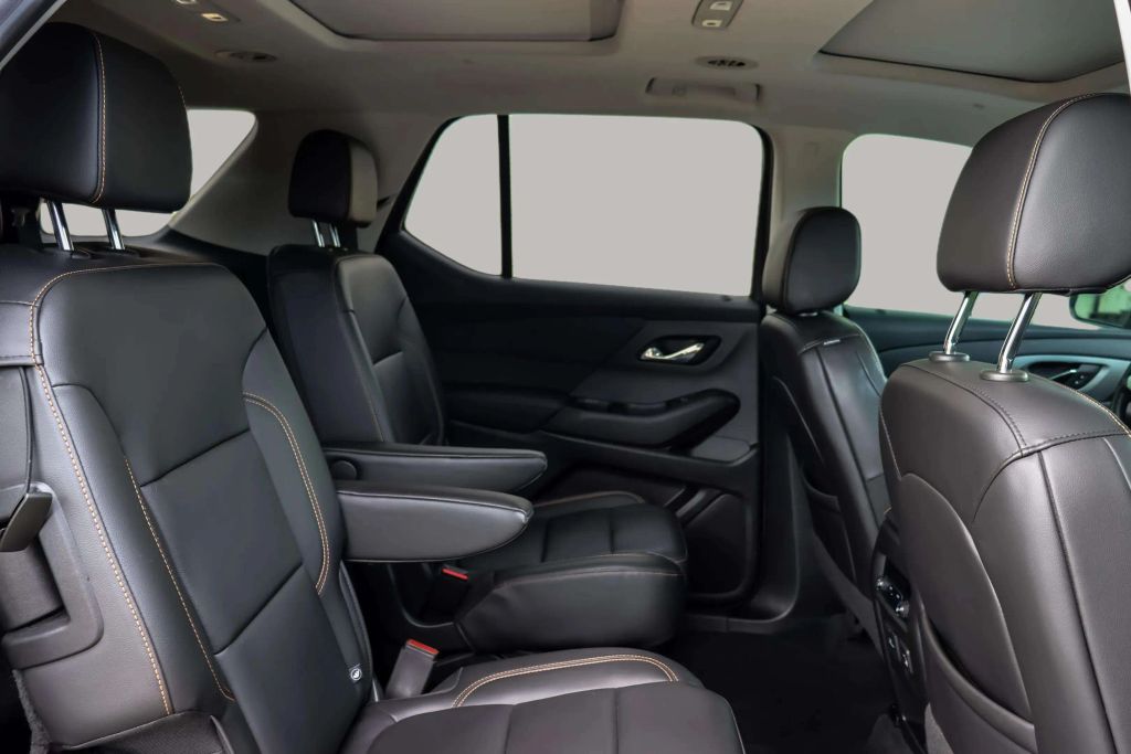 2021 CHEVROLET TRAVERSE SUV V6, 3.6 LITER RS SPORT UTILITY 4D