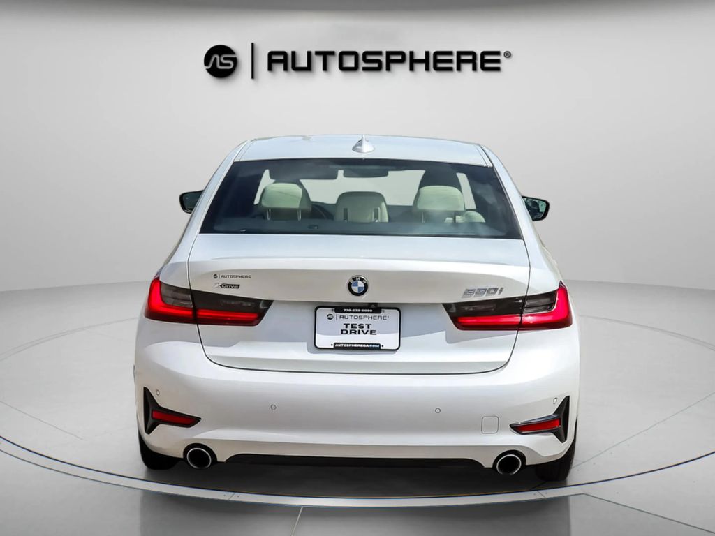 2021 BMW 3 SERIES SEDAN 4-CYL, TURBO, 2.0 LITER 330I XDRIVE SEDAN 4D