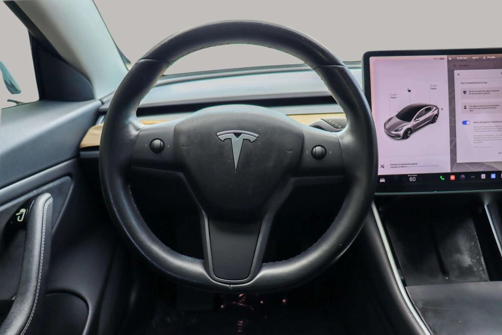 2018 TESLA MODEL 3 SEDAN AC ELECTRIC MOTOR LONG RANGE SEDAN 4D