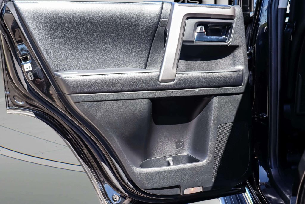 2019 TOYOTA 4RUNNER SUV V6, 4.0 LITER LIMITED SPORT UTILITY 4D