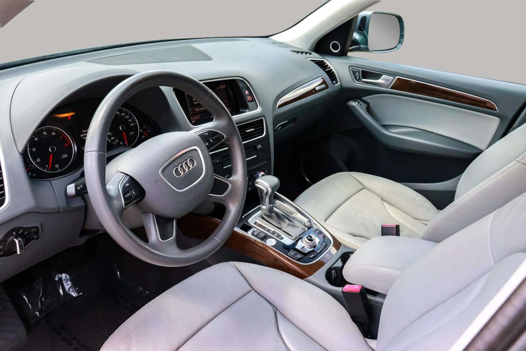 2016 AUDI Q5 SUV 4-CYL, TURBO, 2.0 LITER 2.0T PREMIUM PLUS SPORT UTILITY 4D