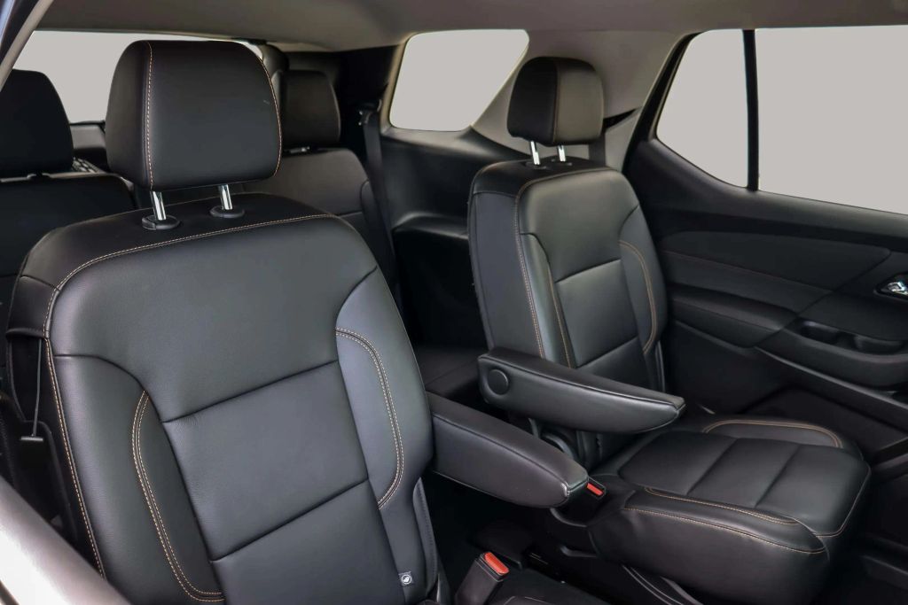 2021 CHEVROLET TRAVERSE SUV V6, 3.6 LITER RS SPORT UTILITY 4D
